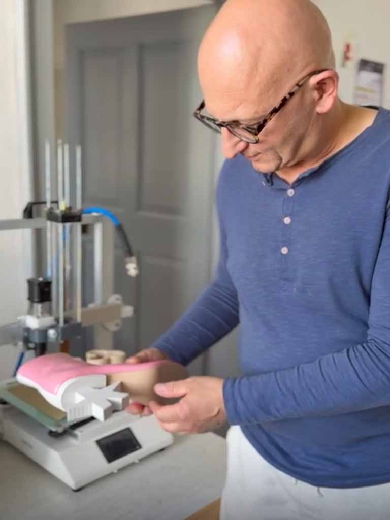 how-easy-3d-printing-can-be-and-how-quickly-ideas-can-develop-uwe-bodenschatz-from-kulturwerk-schneeberg-e-v-in-an-interview-7