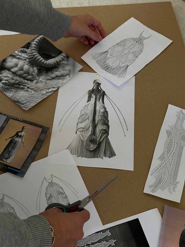 something-new-is-emerging-between-virtuality-and-craftsmanship-04