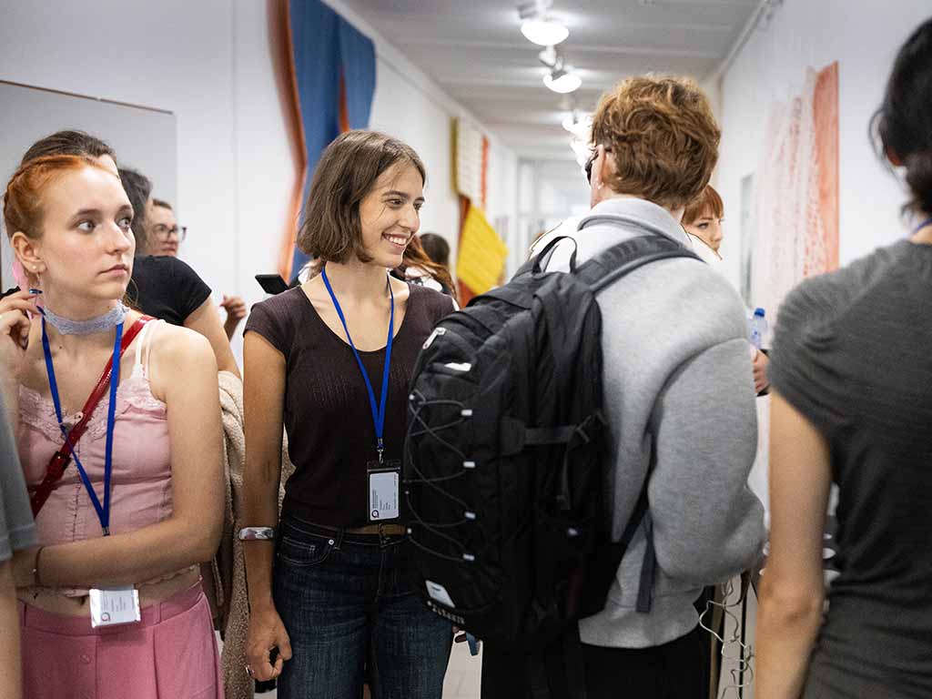 something-new-is-emerging-between-virtuality-and-craftsmanship-06