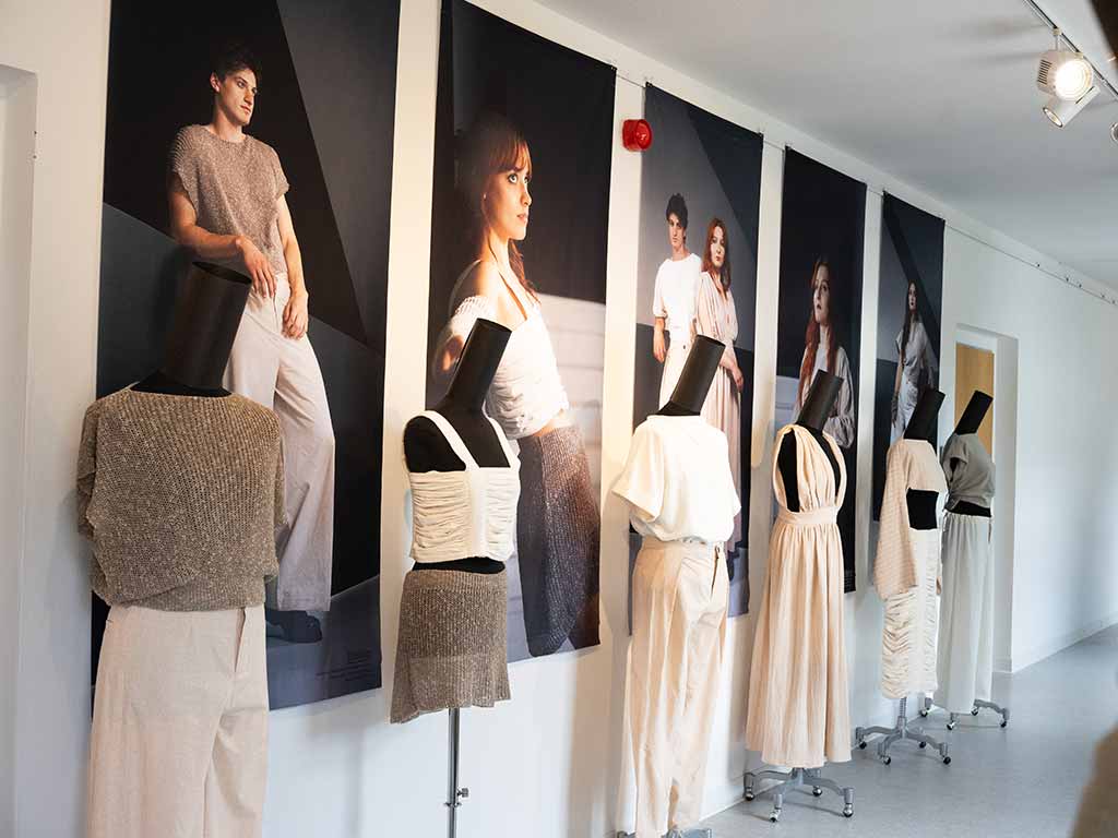 something-new-is-emerging-between-virtuality-and-craftsmanship