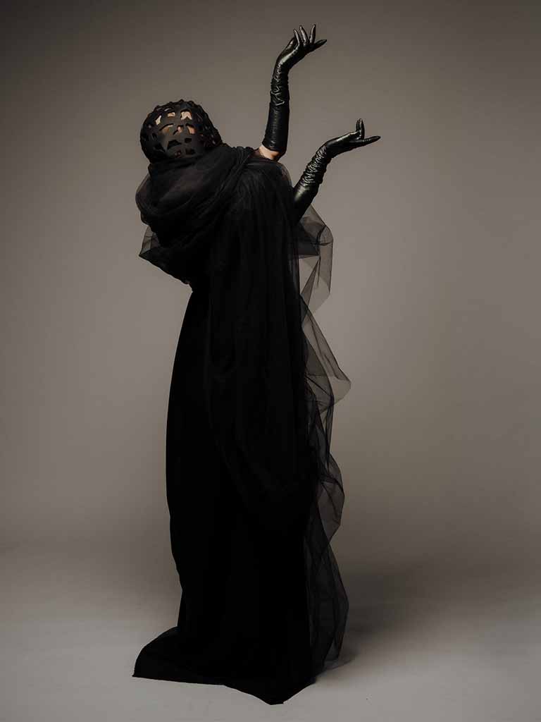 to-persevere-and-continue-to-develop-roshanak-mobram-on-her-experiences-in-the-makerspace-4