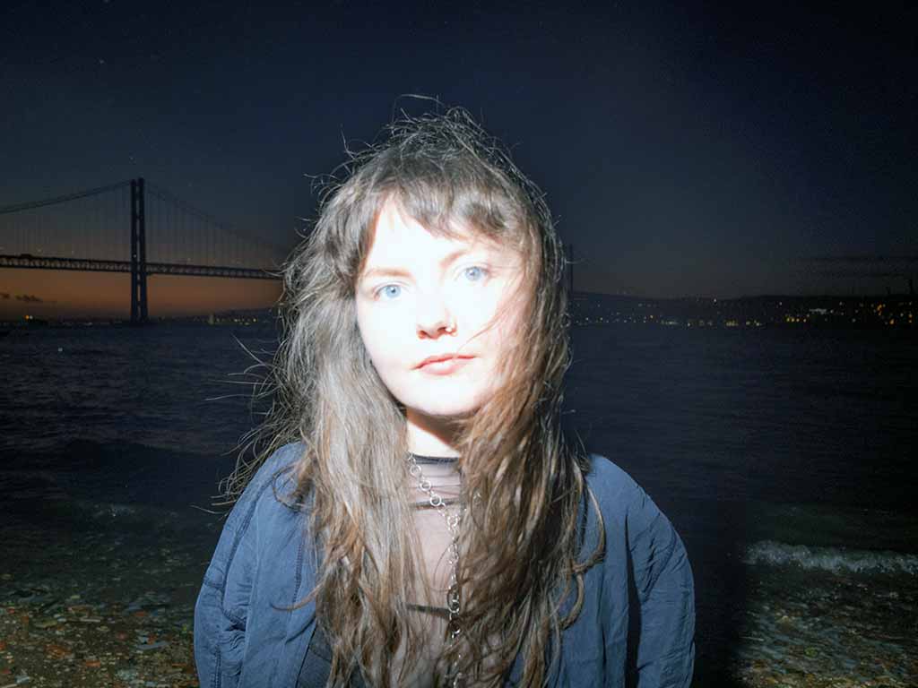 to-think-digitally-i-had-to-unlearn-sewing-alzbeta-drcmankova-on-mental-strength-digital-rethinking-and-working-in-a-makerspace